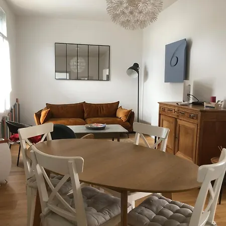 Holiday home Maison Moderne A Saint-trojan *